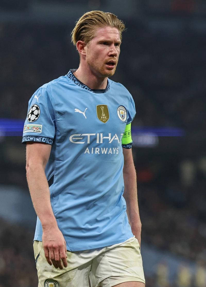 他是全场最冷静的人